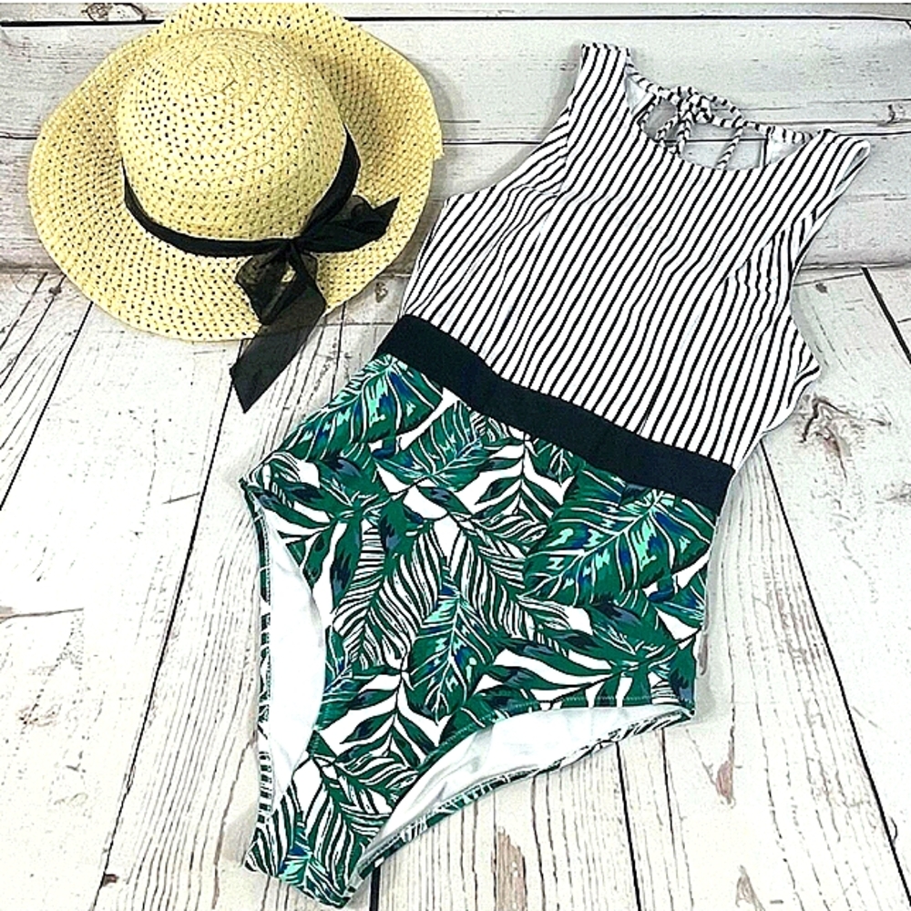 CUPSHE STRIPED FLORAL DESIGN 1 PIECE SWIMSUIT NWT VARIOUS SIZES BOUTIQUE